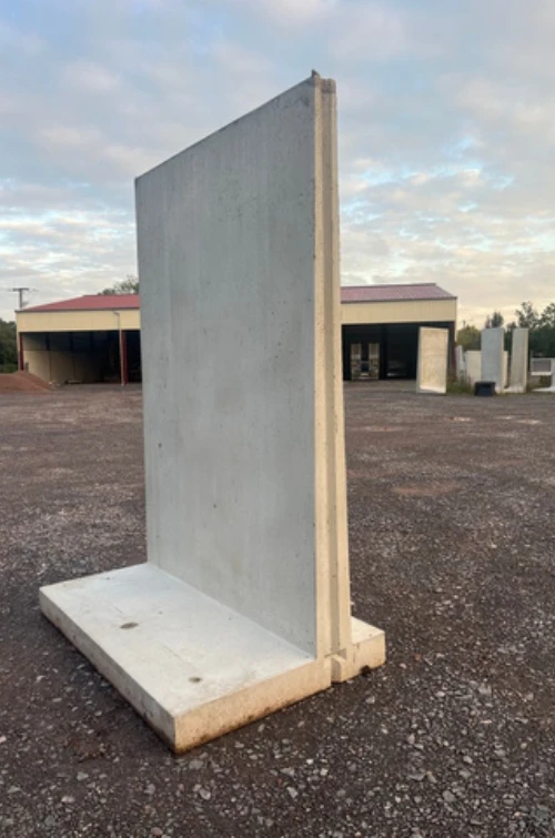Éléments en L pour silo